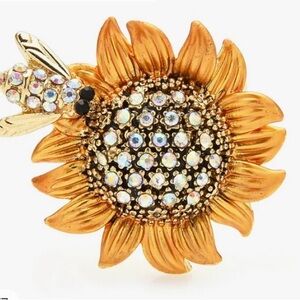 Bumble Bee in a Sunflower Brooch